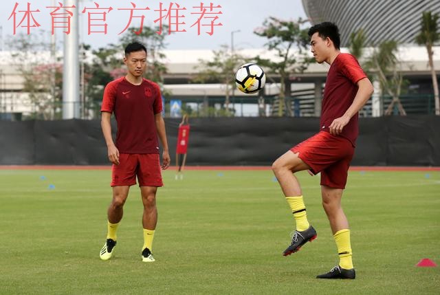 海口首训 里皮盼通过集训比赛进一步调整球员状态 海口首训 里皮盼通过集训比赛进一步调整球员状态